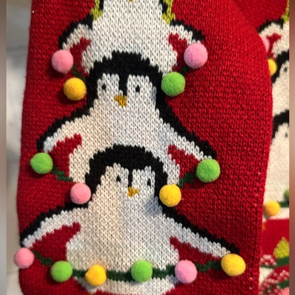 Red White Penguin Knit Cotton Christmas Stockings Balls Festive NWT - Picture 4 of 5